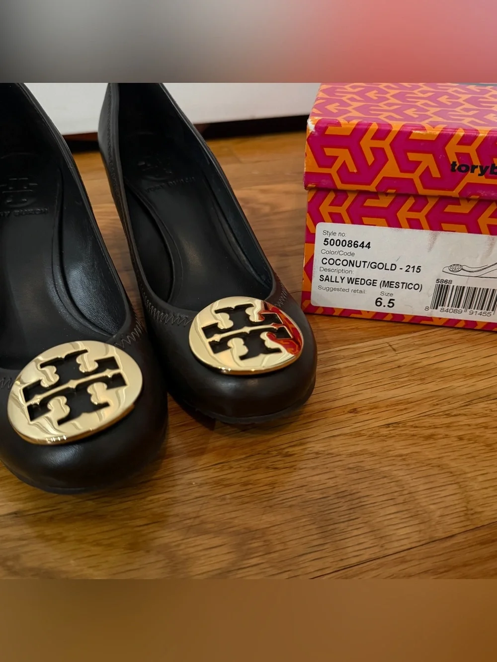 Tory Burch Sally Wedge Mestico Leather Pumps Coconut Gold 6.5 NEW